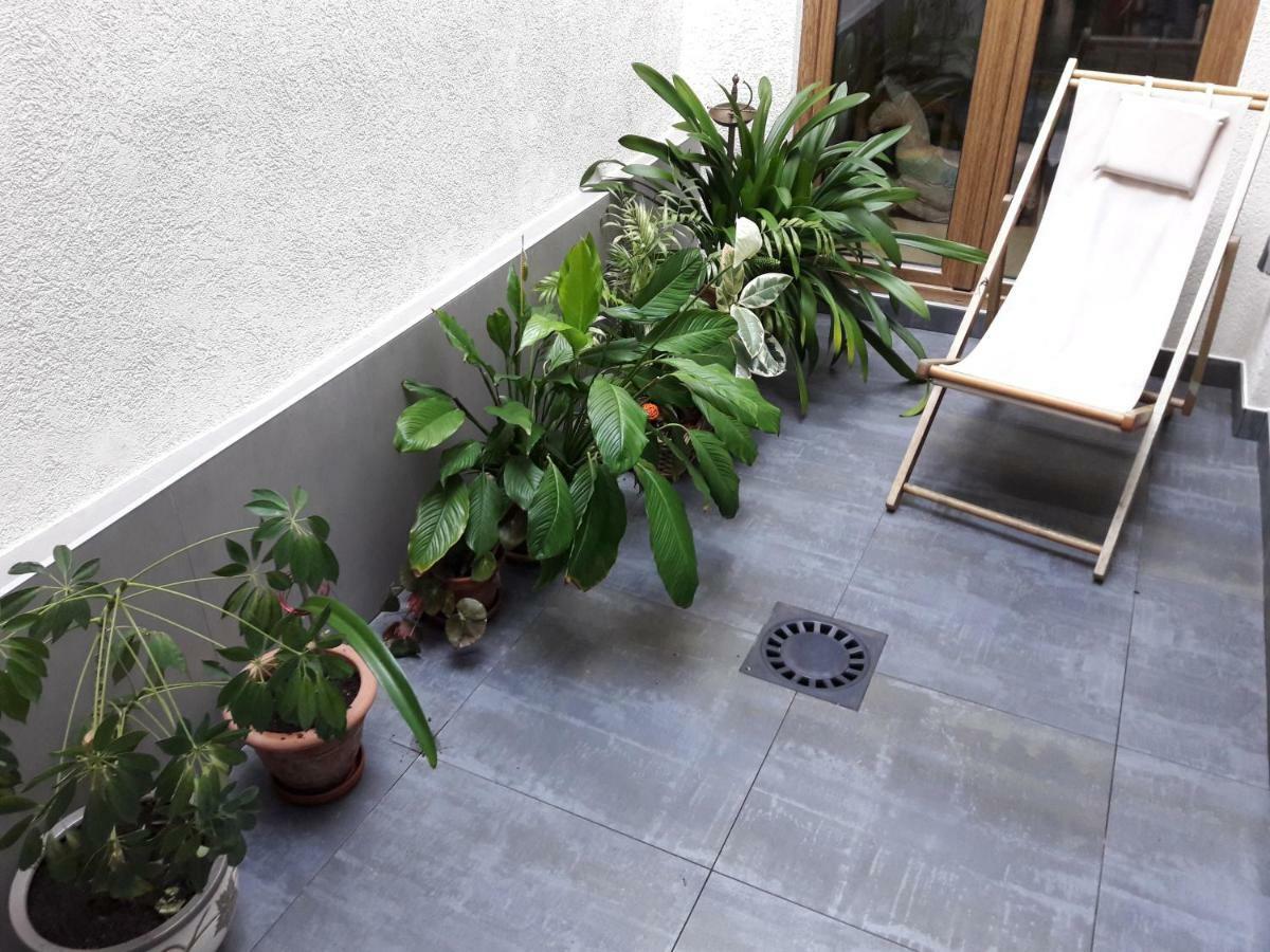 Le Bonheur Est Parfois Cache Dans L'Inconnu Apartment Selestat Exterior photo